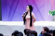 在变化中找回生活主动权 ——奇迹30《自在丰盛》回应AI时代成长命题